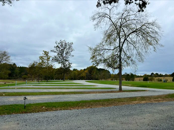 River Breeze RV Park & Campground (Long Term) Picture 9