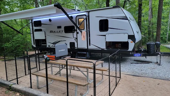 Table Rock State Park - White Oaks Campground Picture 9
