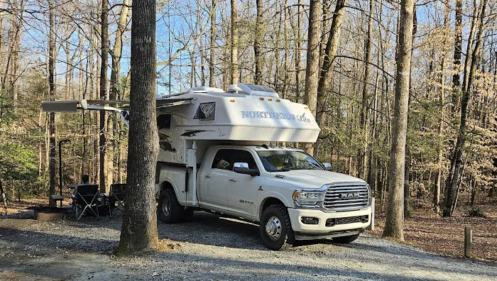 Table Rock State Park - White Oaks Campground Picture 10