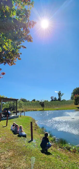 Apple Valley Travel Park Picture 6