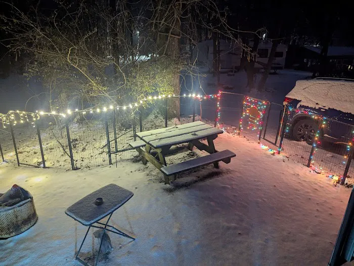 Pebble Mountain Family Campground Picture 4