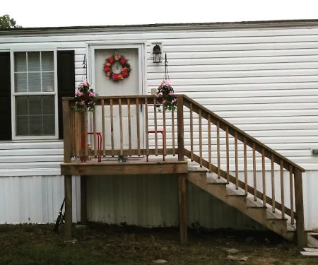 Sherwood Forest Mobile Home