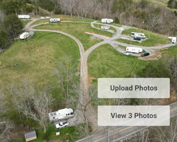 Out on the creek Rv park Picture 2