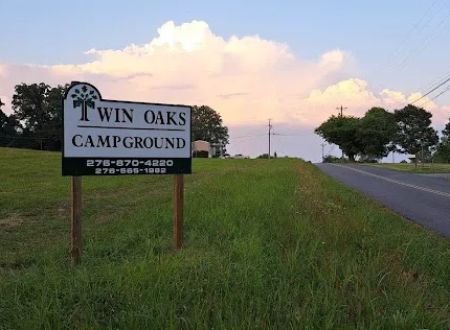 Twin Oaks Campground