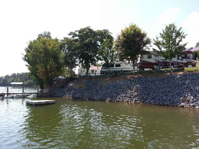 Waters Edge Picture 3