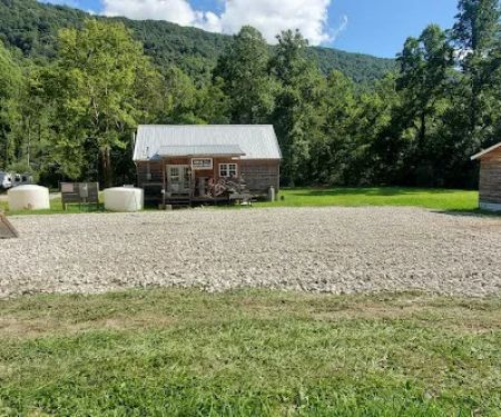 Hillbilly Stays Campground / Grace Elk Outfitters -Elk Camp