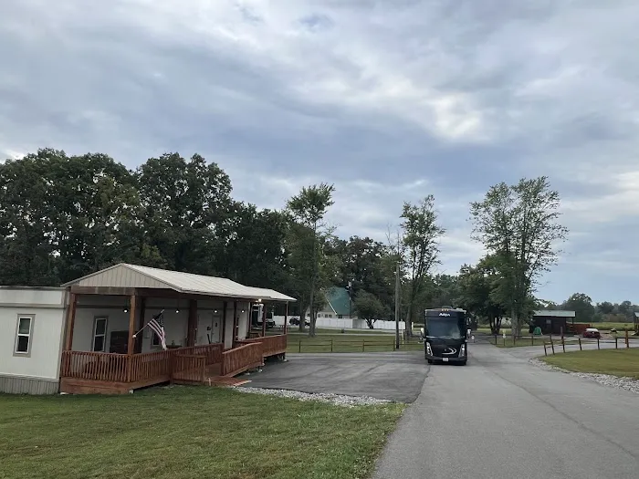Mountain Top RV Resort Picture 2