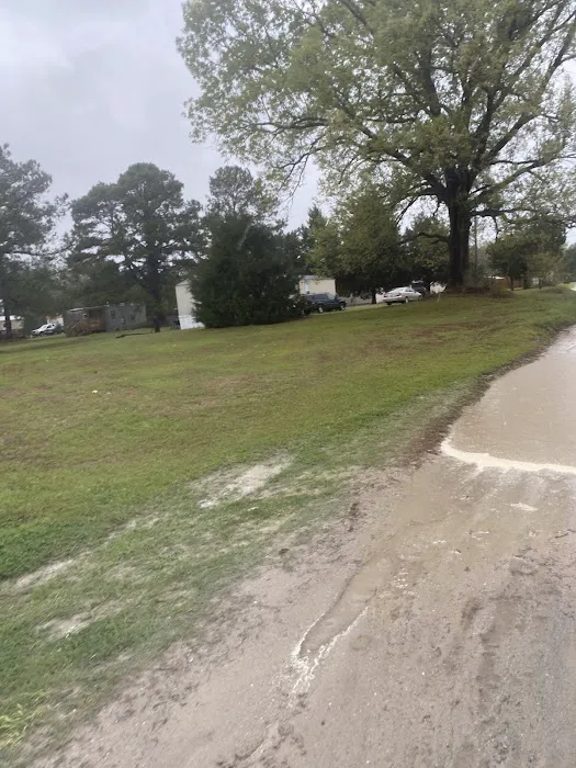 Bullock Mobile Home Park Picture 4