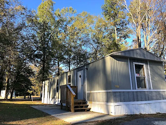 Castle Pines Mobile Home Park Picture 2