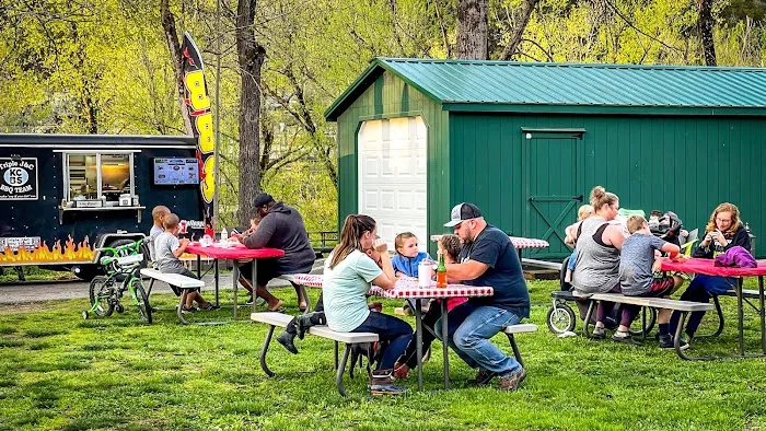 Cummins Ferry RV Park, Campground Picture 9