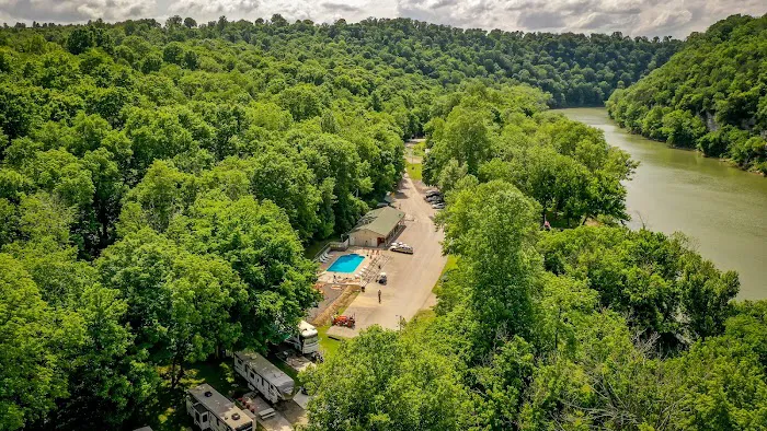 Cummins Ferry RV Park, Campground Picture 4