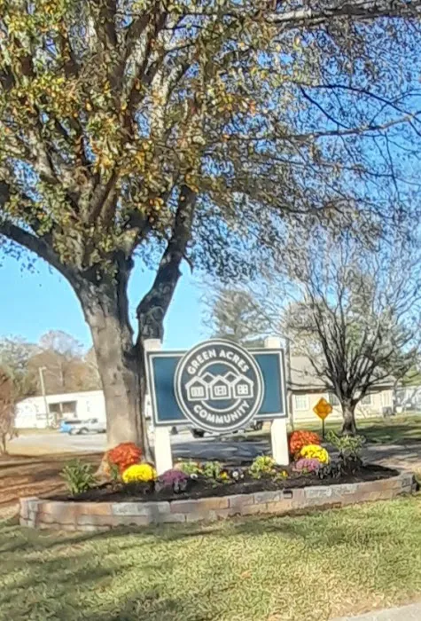 Green Acres Mobile Home Park Picture 2