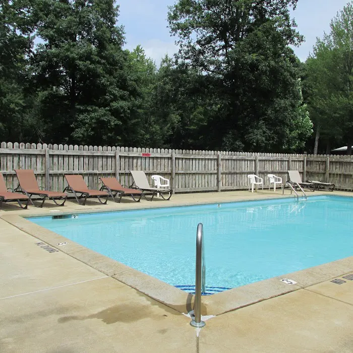 Oak Shores Resort Campground Picture 3