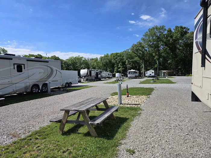 Paradise On the Mountain RV Park Picture 10
