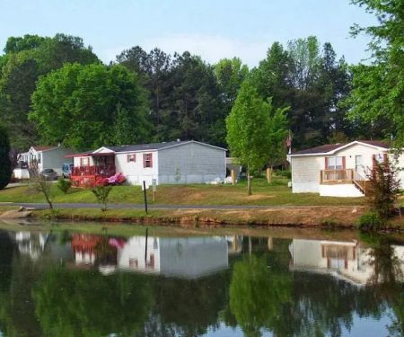 Lakeside Mobile Home Community