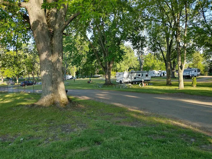 Pleasant Lake Campground Picture 3