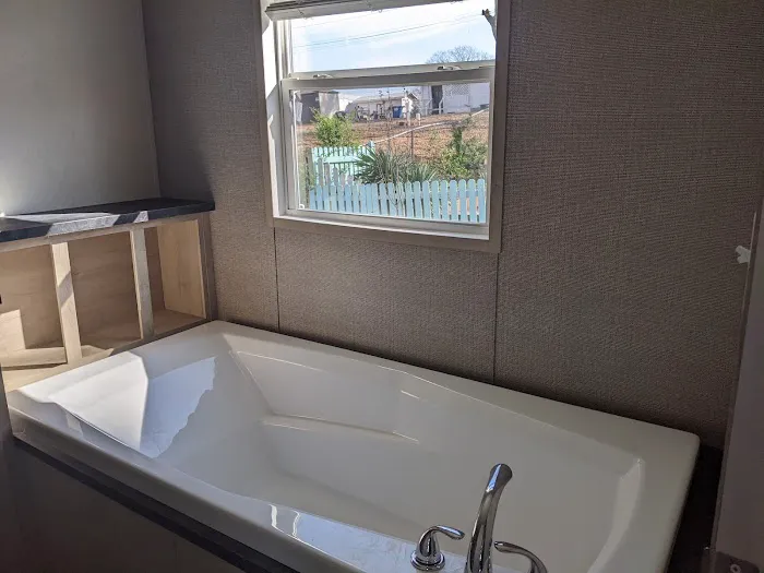 Hill Crest Plaza Mobile Home Community Picture 1