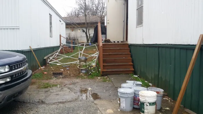 Eden Gate Mobile Home Park Picture 8