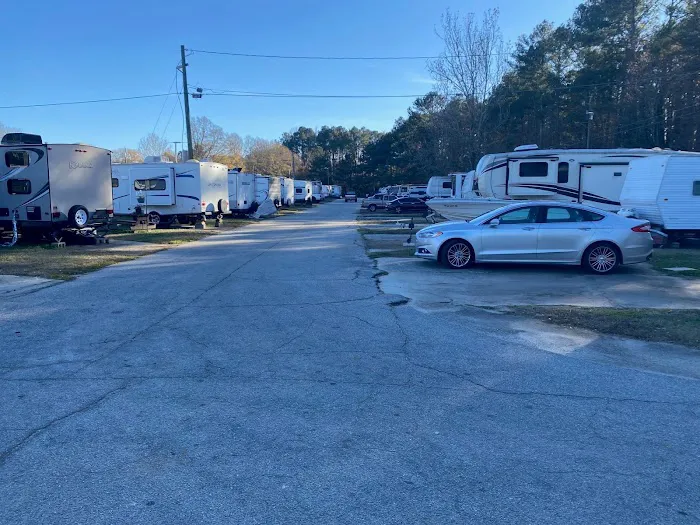 Riverside Estates Mobile Home & RV Park Picture 3
