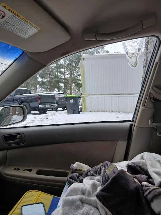 Pine Hills Mobile Home Park Picture 6
