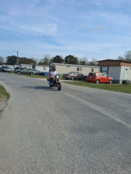 Elks Mobile Home Park Picture 1
