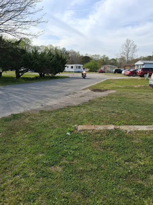 Elks Mobile Home Park Picture 4