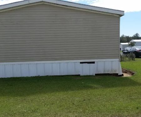 Lakeside Mobile Home Community