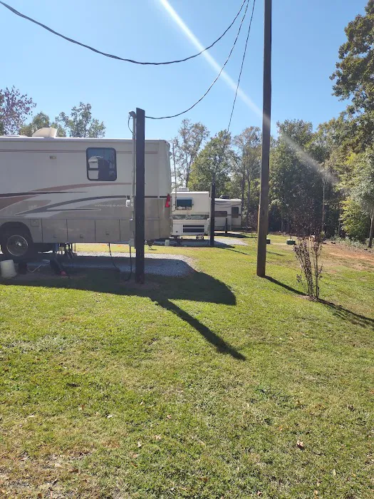 Whispering Pines Campground Picture 4