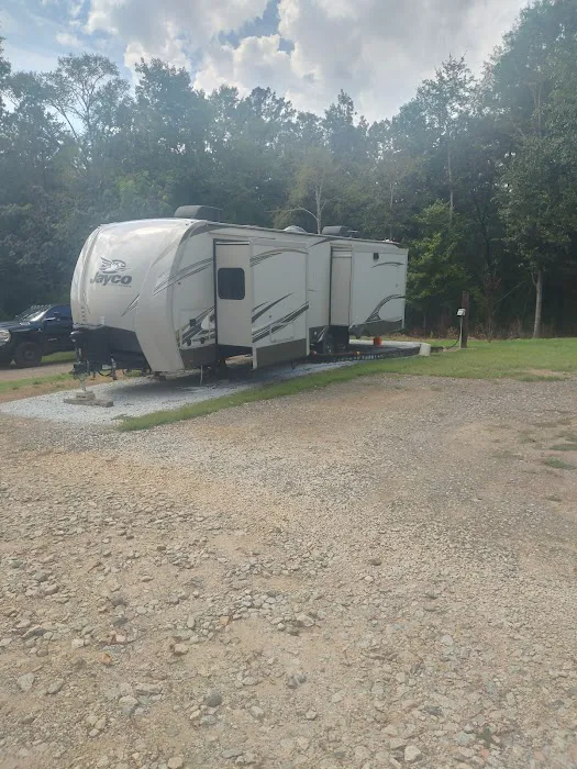 Whispering Pines Campground Picture 2