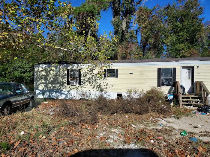 Sandy Ridge Mobile Home Park Picture 7