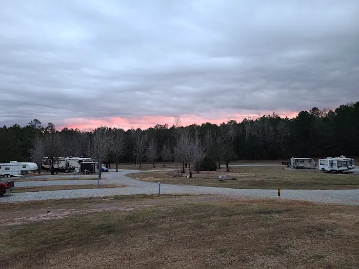 All Seasons Family Campground Picture 1