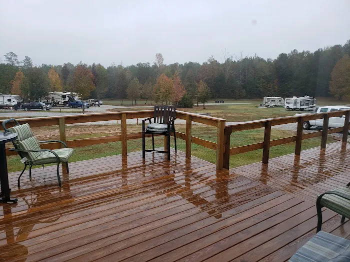 All Seasons Family Campground Picture 2