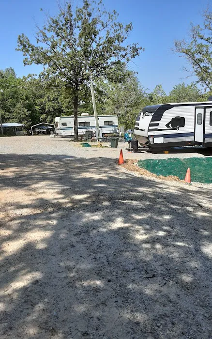 MONTANA AVENUE LAKESIDE CAMPGROUND LLC Picture 9