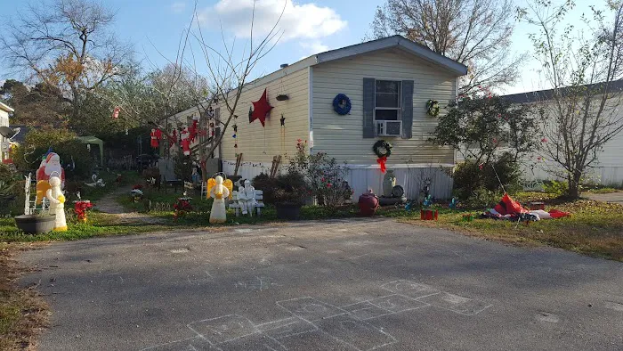 Sherwood Mobile Home Park Picture 9
