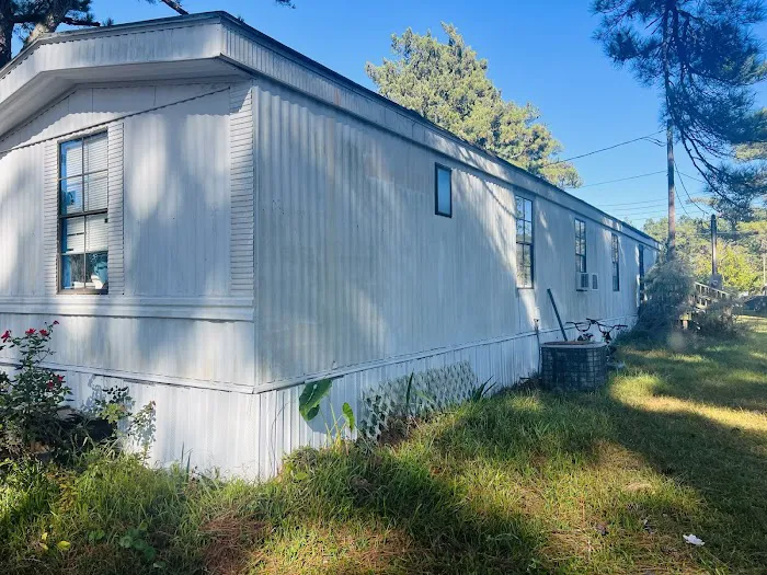 American Way Mobile Home Community Picture 5
