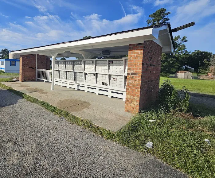 Franklin Farms Mobile Home Community Picture 9