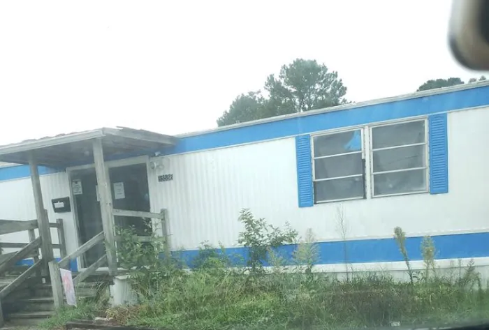 Franklin Farms Mobile Home Community Picture 2