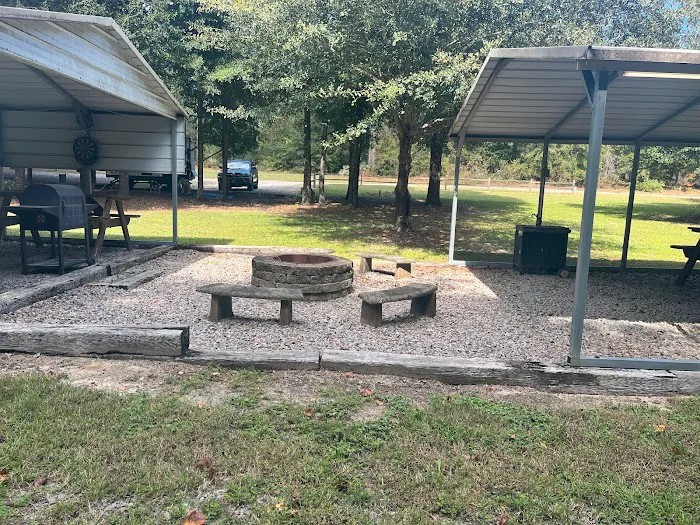 Riverwoods RV Park Picture 10