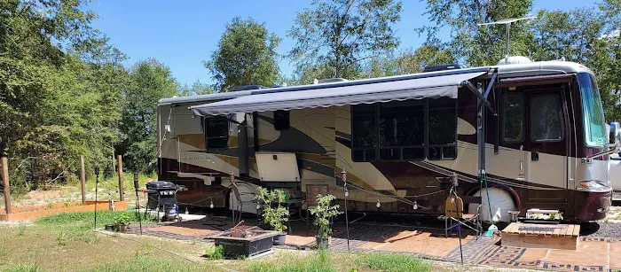 L & S RV Park Picture 3