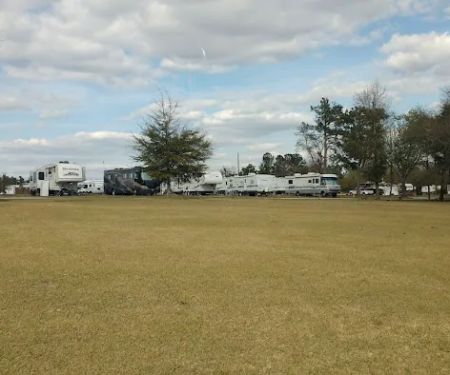 A & A DeLaigle Jr Camper Park