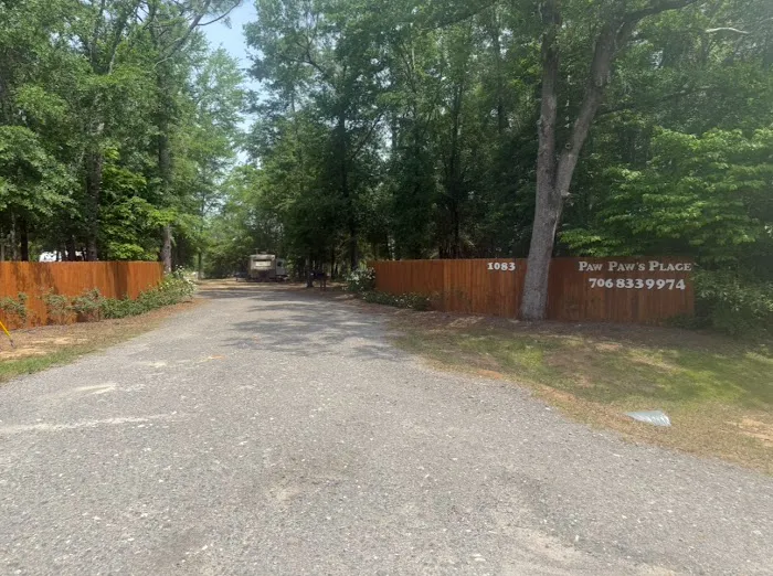 Paw Paw's RV Park Picture 1