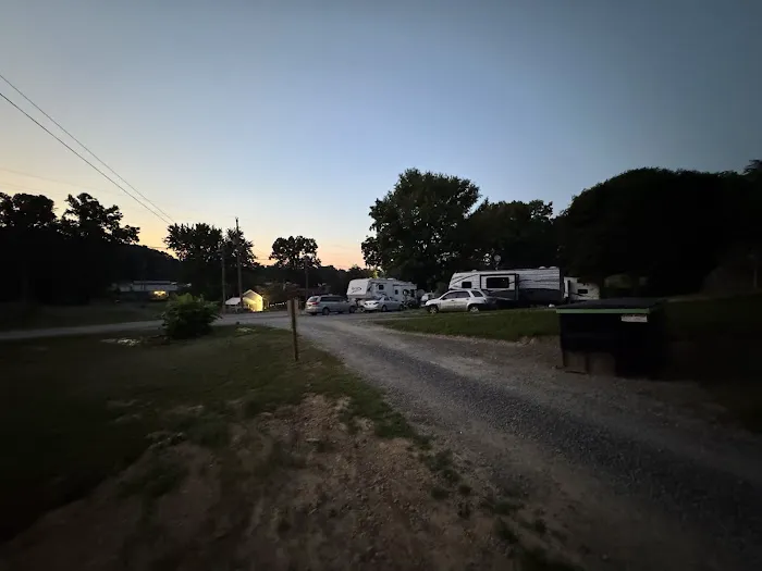 Trails End Campground Picture 2