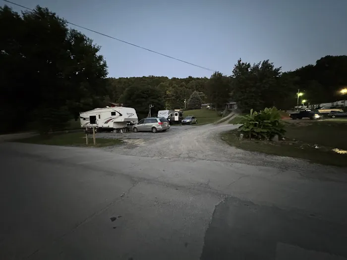 Trails End Campground Picture 1