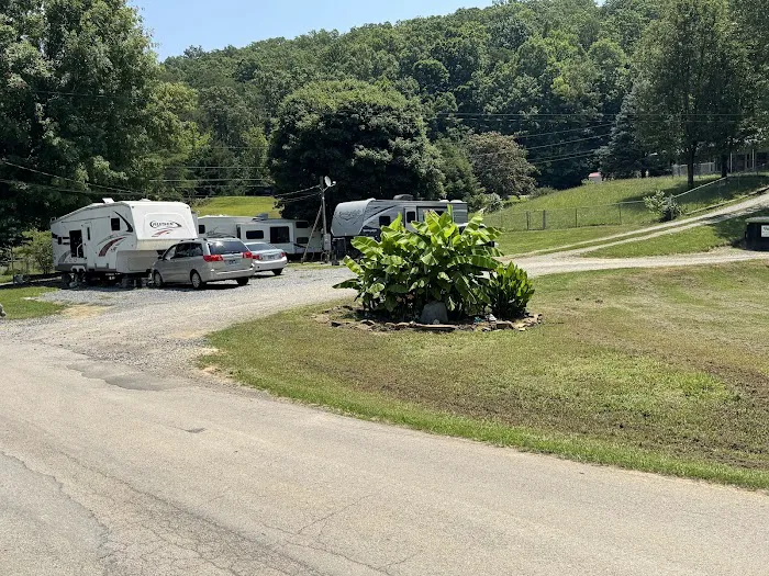 Trails End Campground Picture 5