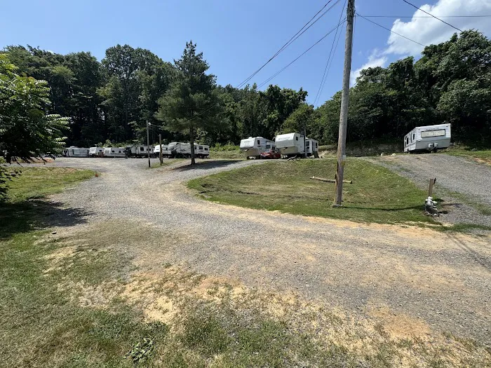 Trails End Campground Picture 6