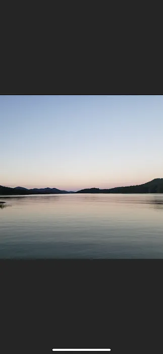Webb's Lakefront Campground Picture 9
