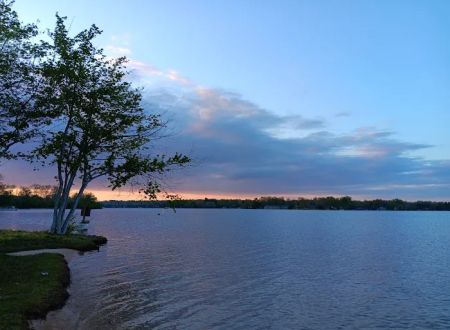 Holiday Out at Lake Tansi