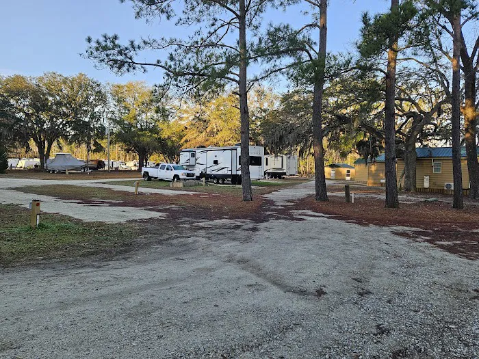 Hidden Marina & Campground Picture 4