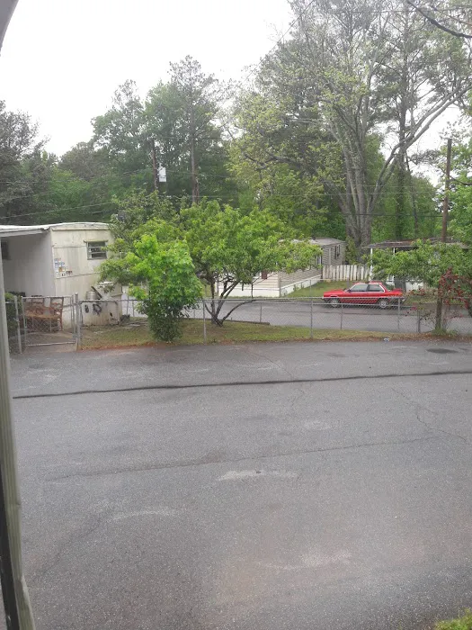 Avalon Mobile Home Park Picture 10