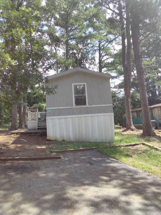 Melrose Mobile Home Park Picture 8